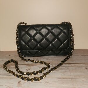 American Eagle Outfitters Black Quilted Crossbody Bag